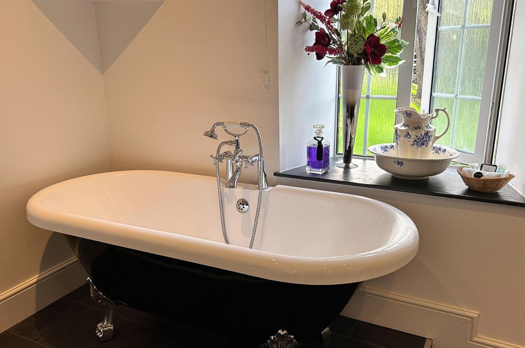 Exmoor Manor Guest House ลินตัน ภายนอก รูปภาพ